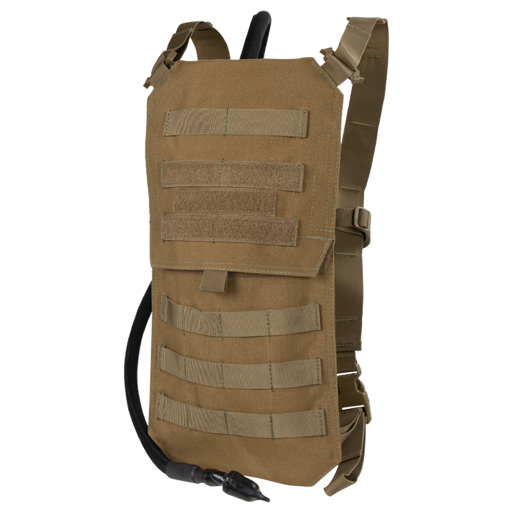 Oasis Hydration Carrier in Coyote Brown